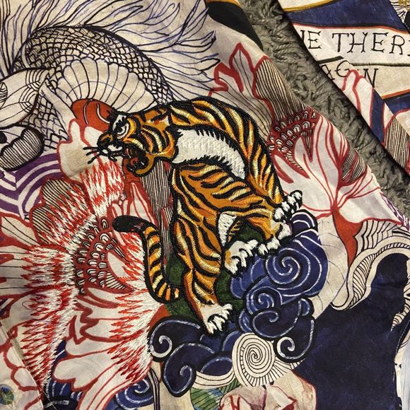 Robert Graham Limited Edition Tattoo Artist NWT Embroidered Shirt - Picture 7 of 16